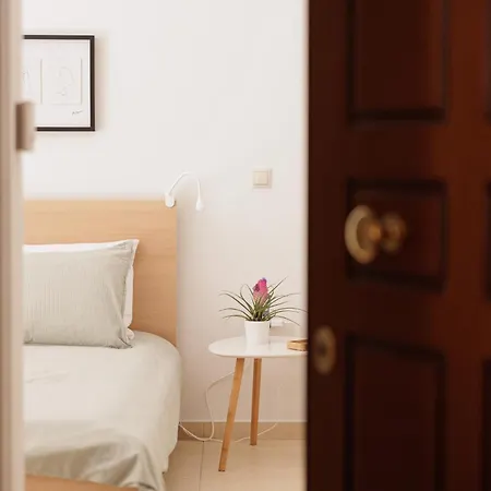 Eral Apartment Corfu (city)